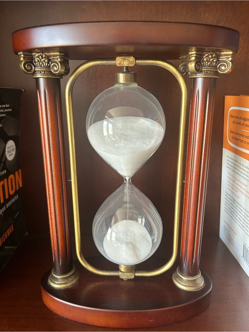 Vintage Bombay Company Mahogany & Brass Hour Glass Sand Timer Flips Over